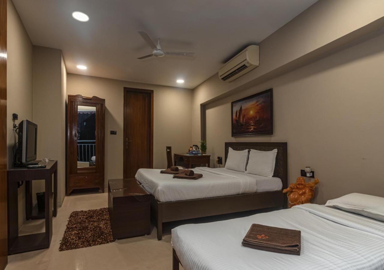 Saffronstays Urja, Lonavala - Private Villa With 2 Pools, Spa Room, Private Elevator & Waterfall Esterno foto