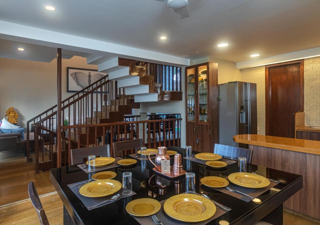 Saffronstays Urja, Lonavala - Private Villa With 2 Pools, Spa Room, Private Elevator & Waterfall Esterno foto